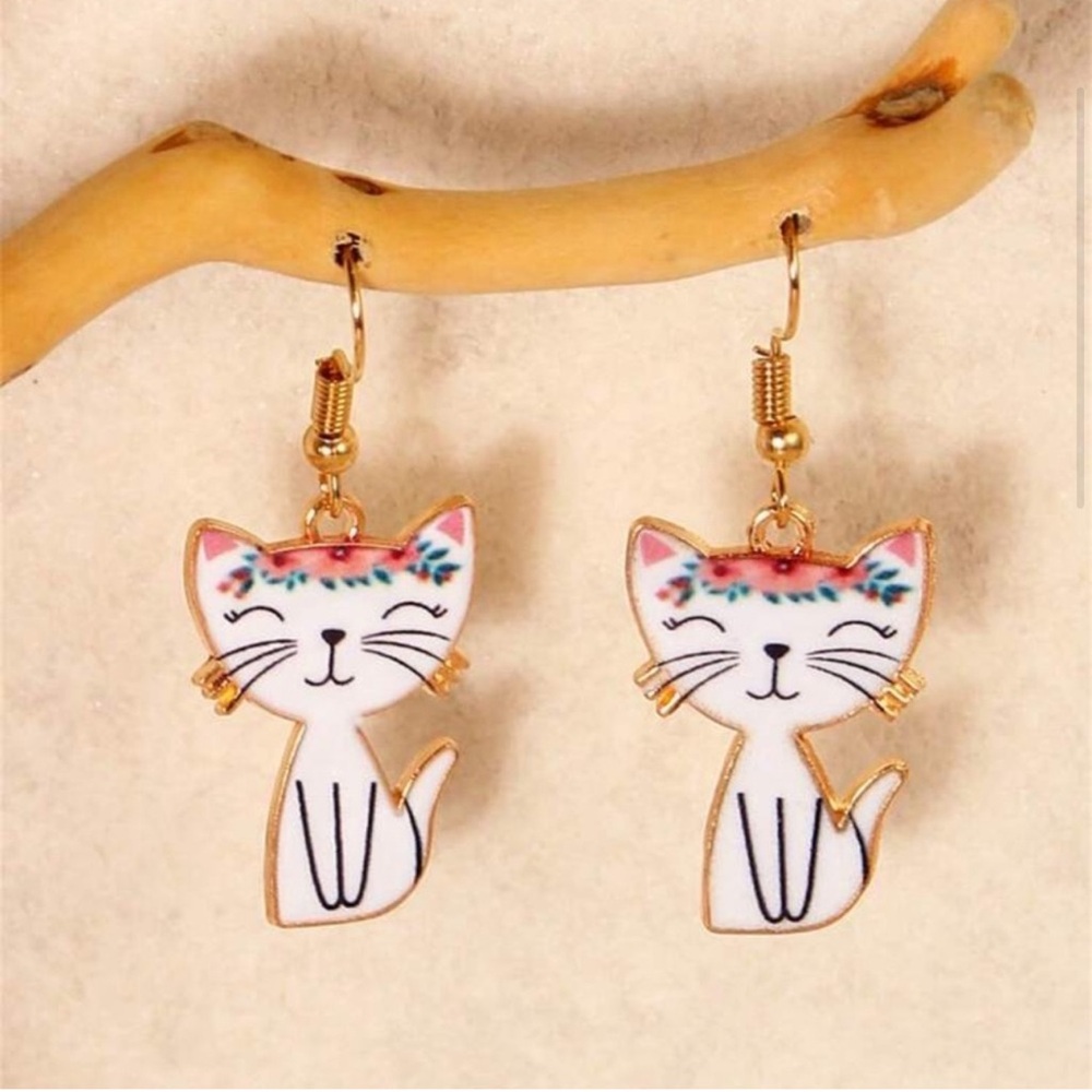 Charming Cat Earrings with Floral Design